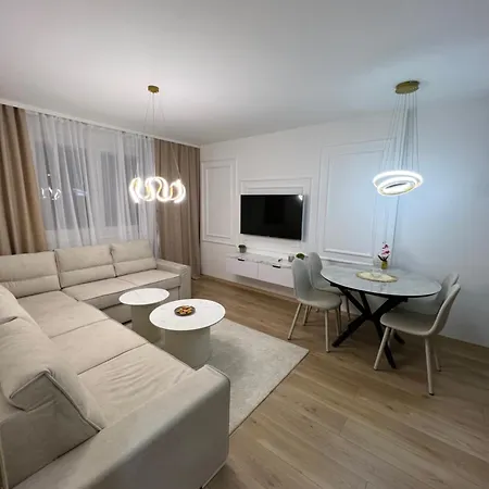 Luxury Ema Apartment *
