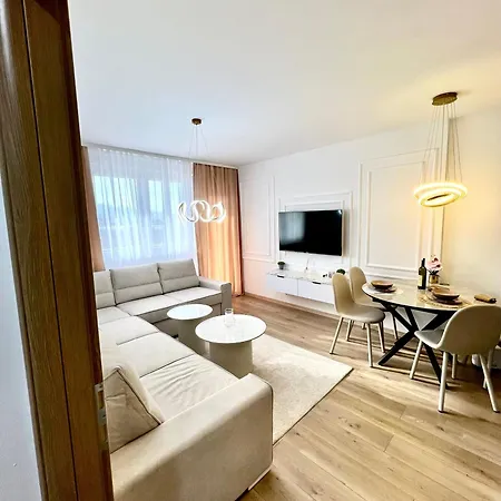 Luxury Ema Donje Mladice