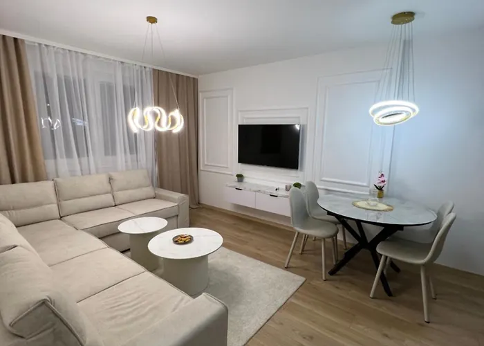 Luxury Ema Apartman *